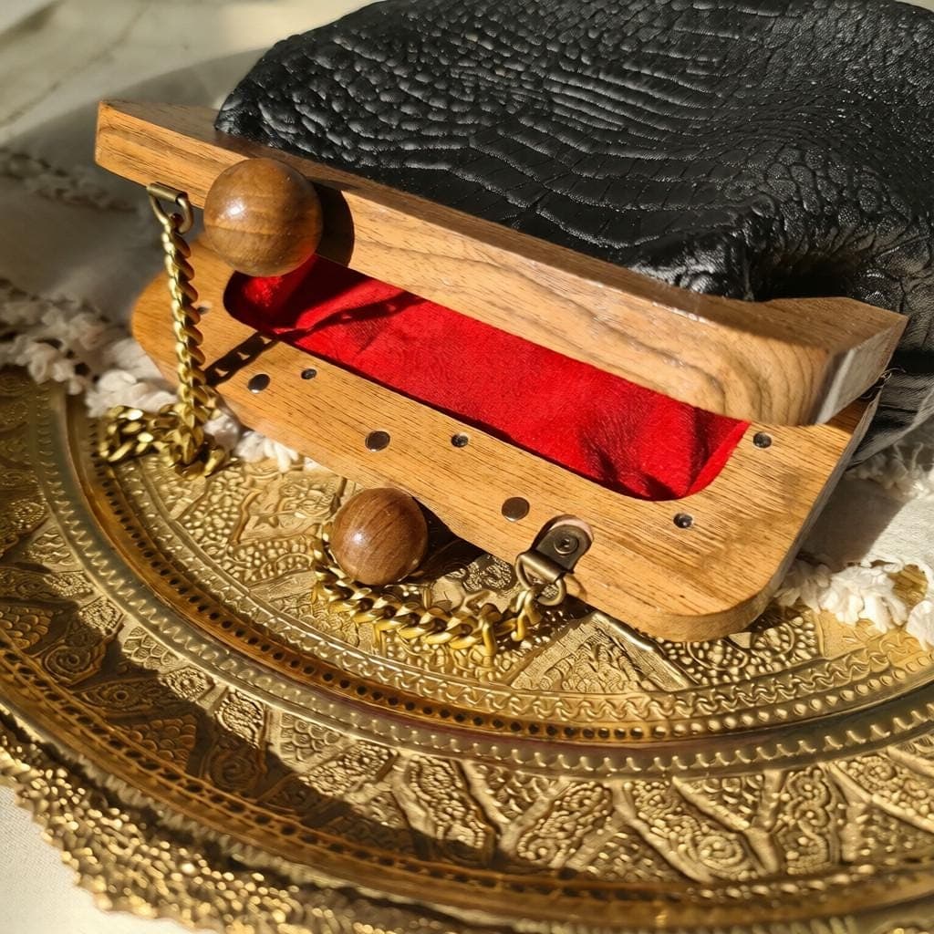 Embossed Crocodile Leather Handbag – Walnut Wood Frame